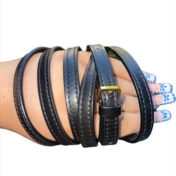 Mcm Metallic Visetos Medium Crossbody - Picture 4 of 7